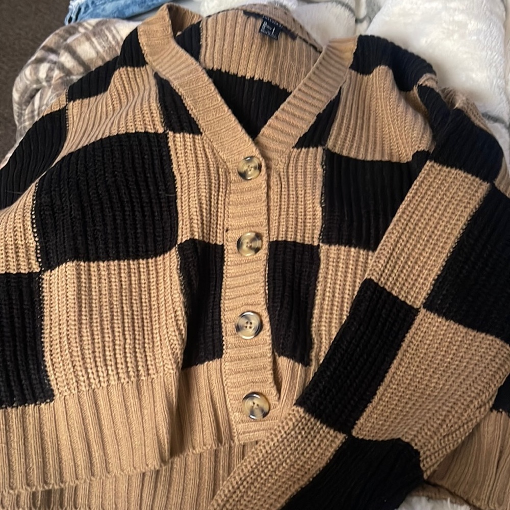 Forever 21 button up sweater